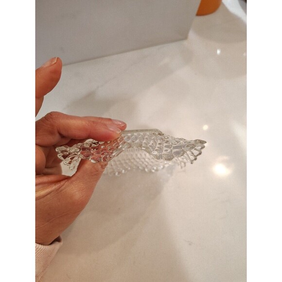 Vintage Indiana Diamond Point Glass Serving Dish Scalloped Edges - Picture 6 of 10